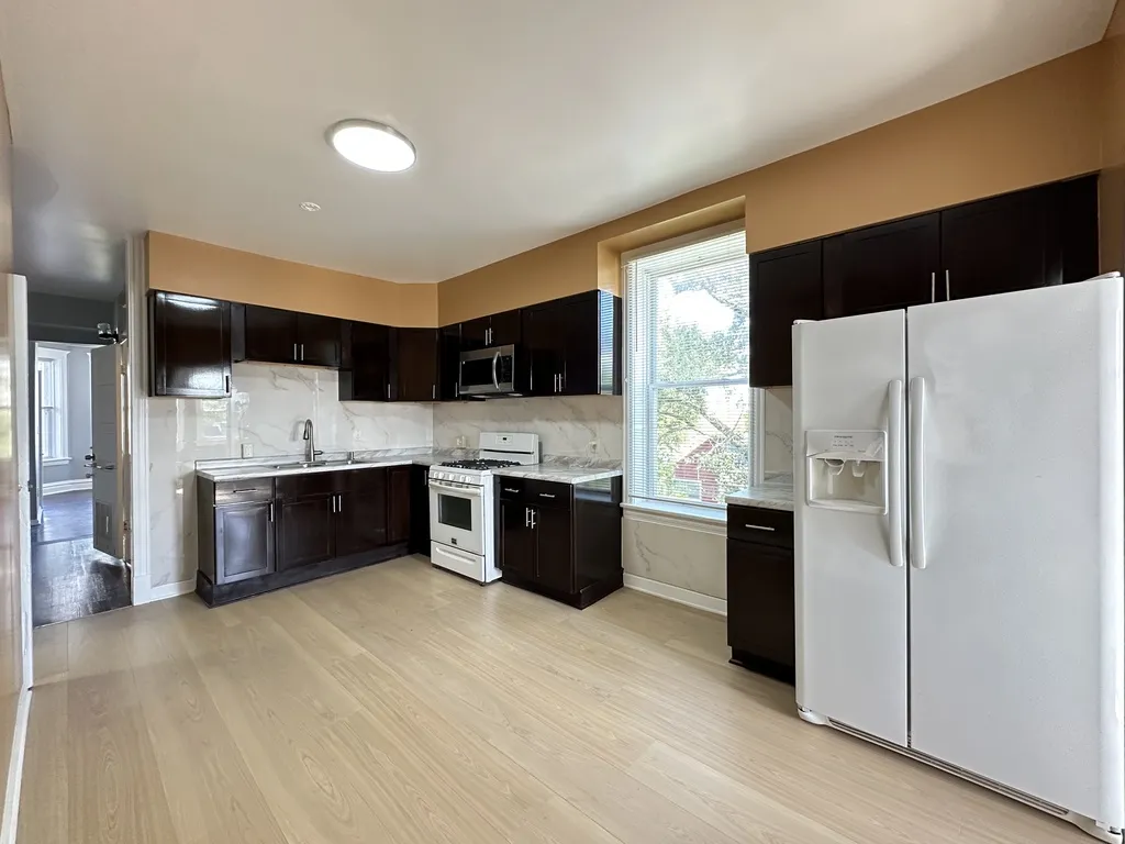 2713 W 16th St, ,  60608, USA 60608-unit#3-Chicago-IL