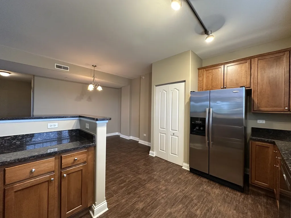 2 Itasca Rd, Addison,  60101, USA 60143-unit#419-Chicago-IL