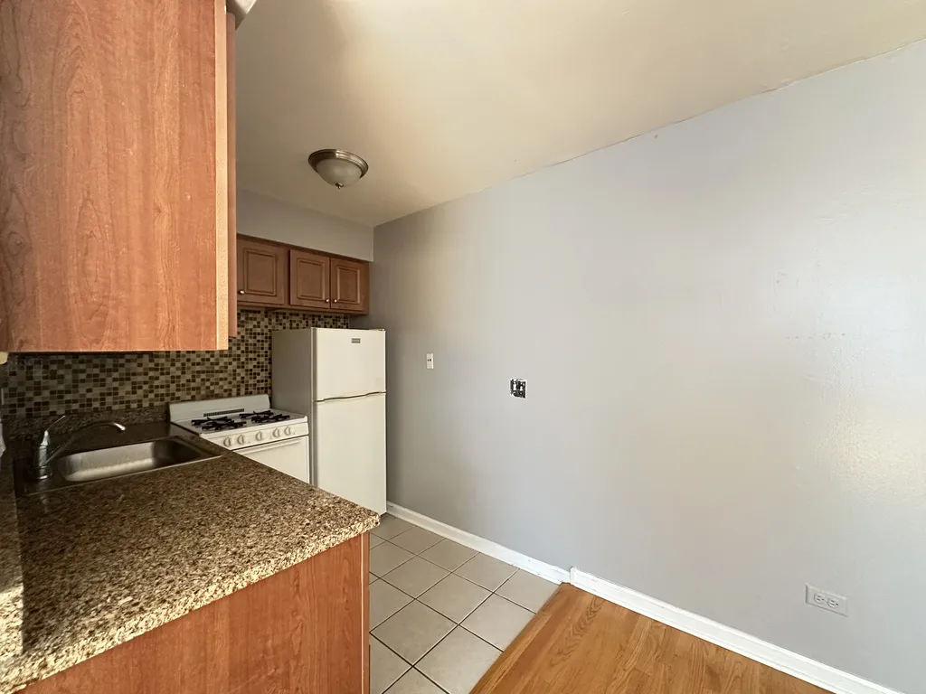 5820 N Sheridan Rd, , 60660, USA 60660-unit#408-Chicago-IL