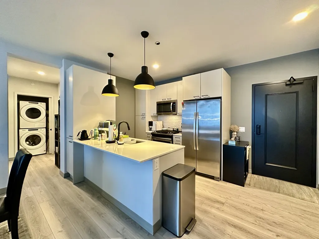 2155 N Elston Ave, ,  60614, USA 60614-unit#404-Chicago-IL