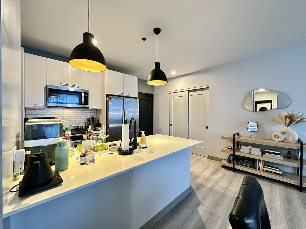 2155 N Elston Ave, ,  60614, USA 60614-unit#404-Chicago-IL