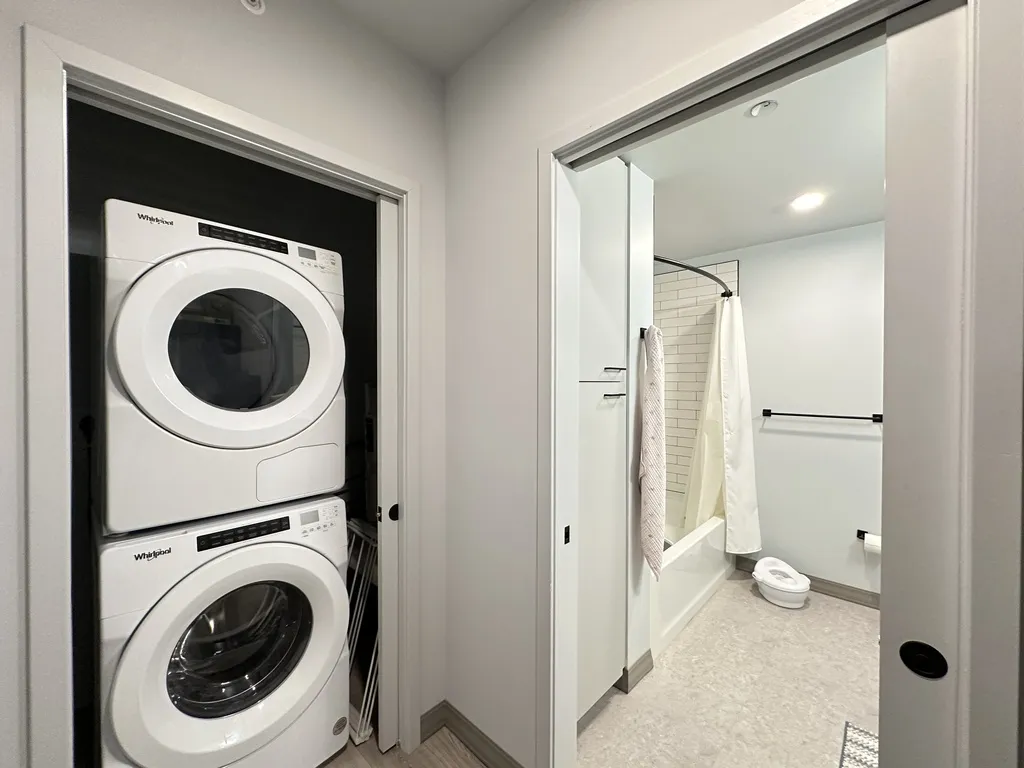 2155 N Elston Ave, ,  60614, USA 60614-unit#404-Chicago-IL