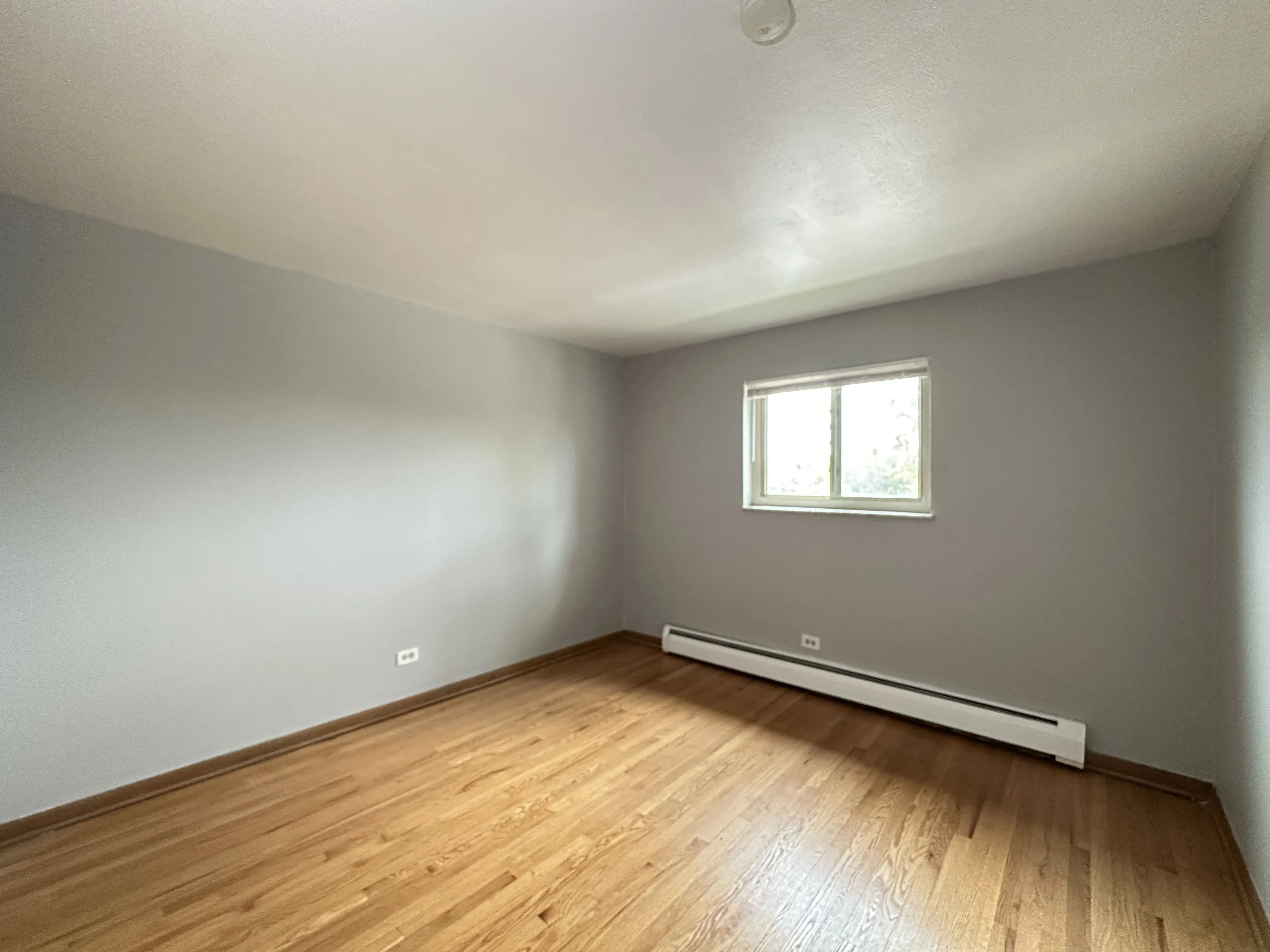 1004 S River Rd, Des Plaines,  60016, USA 60016-unit#302-Chicago-IL