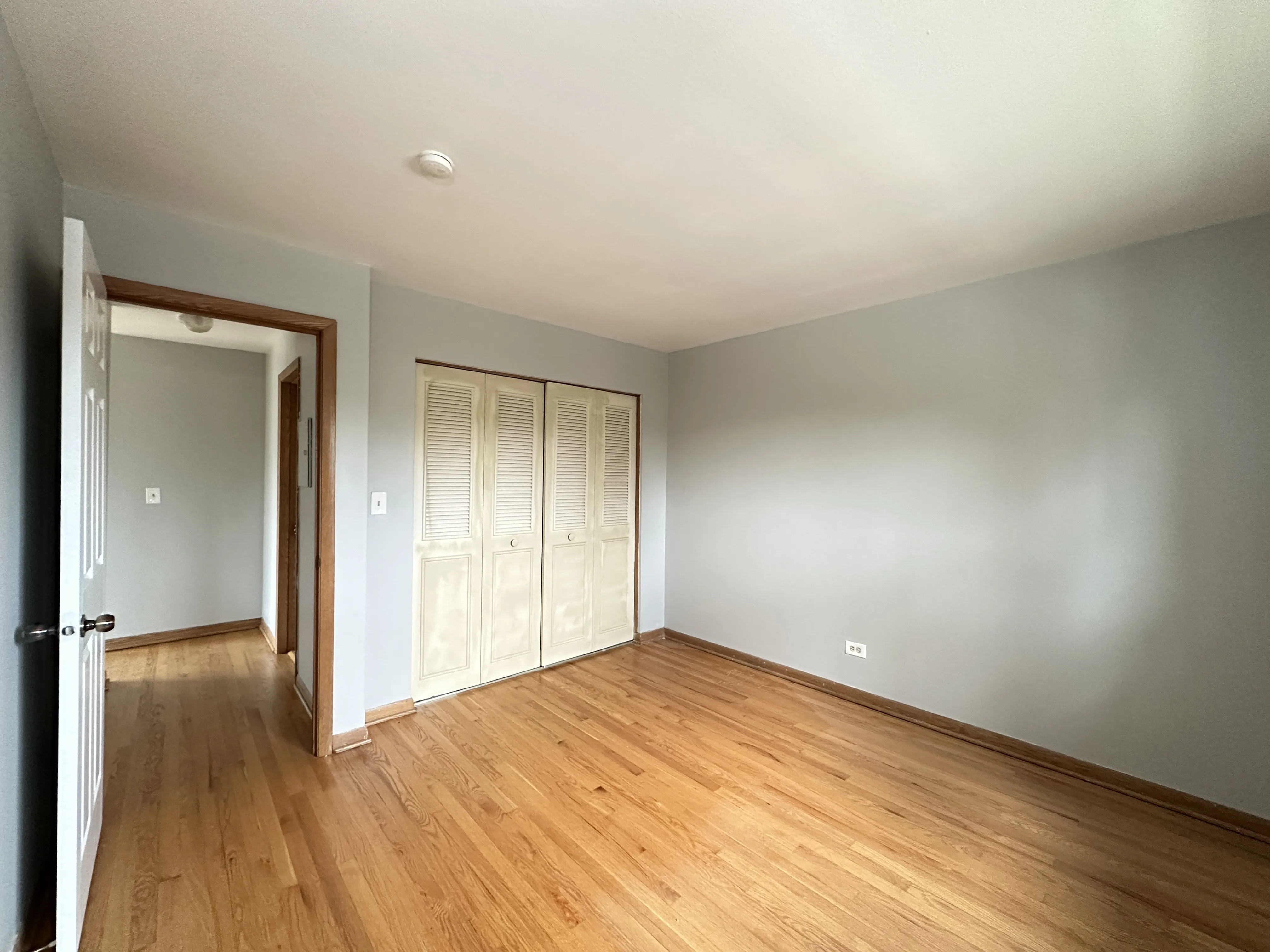 1004 S River Rd, Des Plaines,  60016, USA 60016-unit#302-Chicago-IL