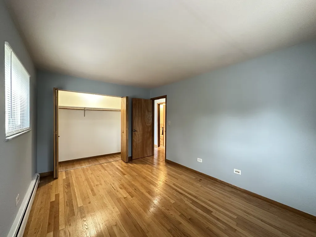 1639 Oakwood Ave, Des Plaines,  60016, USA 60016-unit#203-Chicago-IL