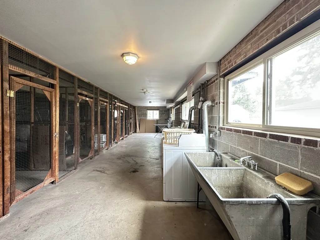 1639 Oakwood Ave, Des Plaines,  60016, USA 60016-unit#203-Chicago-IL