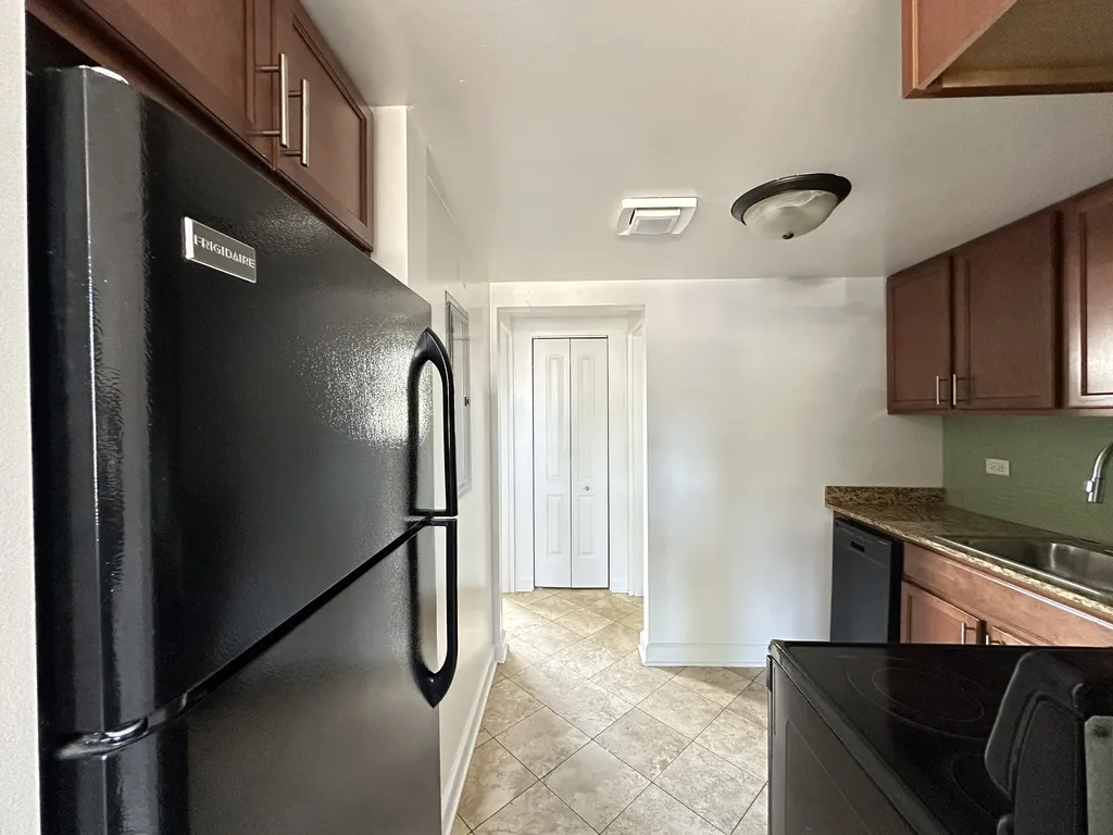 7632 N Milwaukee Ave, Niles,  60714, USA 60714-unit#1A-Chicago-IL