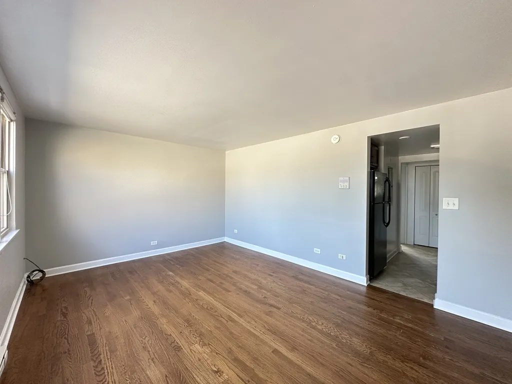 7632 N Milwaukee Ave, Niles,  60714, USA 60714-unit#1A-Chicago-IL