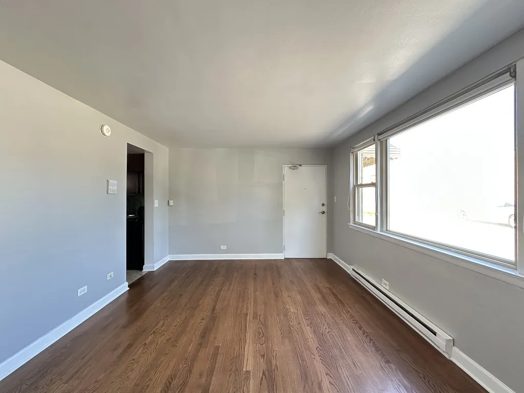 7632 N Milwaukee Ave, Niles,  60714, USA 60714-unit#1A-Chicago-IL