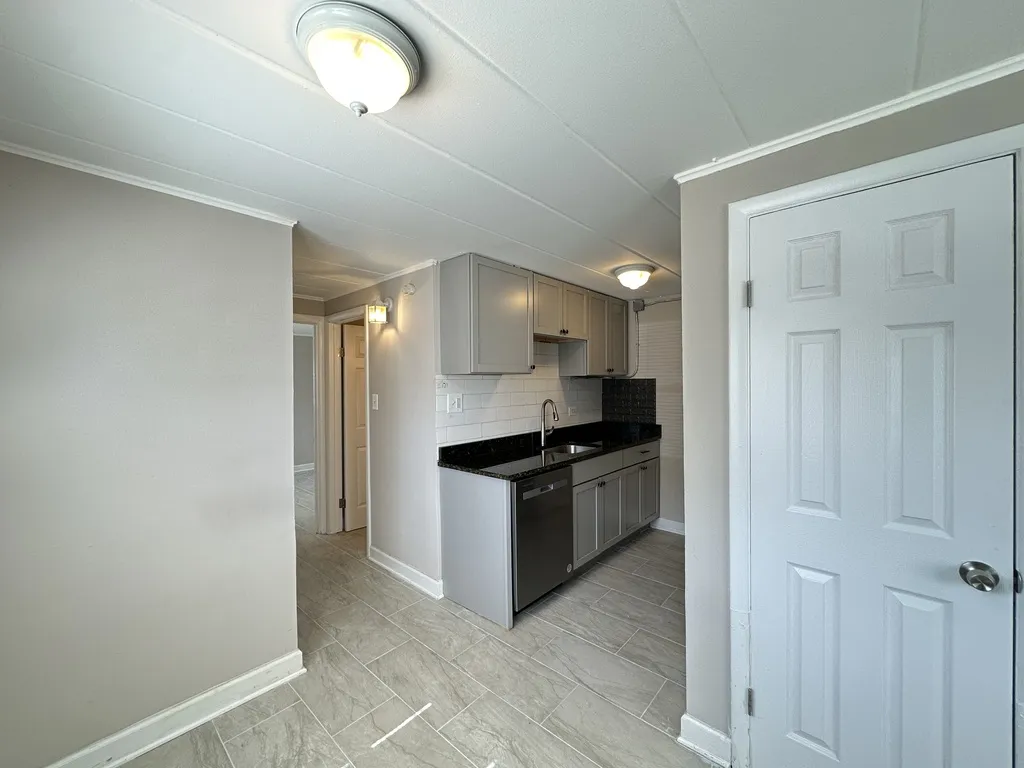9630 Ivanhoe Ave, Schiller Park, 60176, USA 60176-unit#1-Chicago-IL