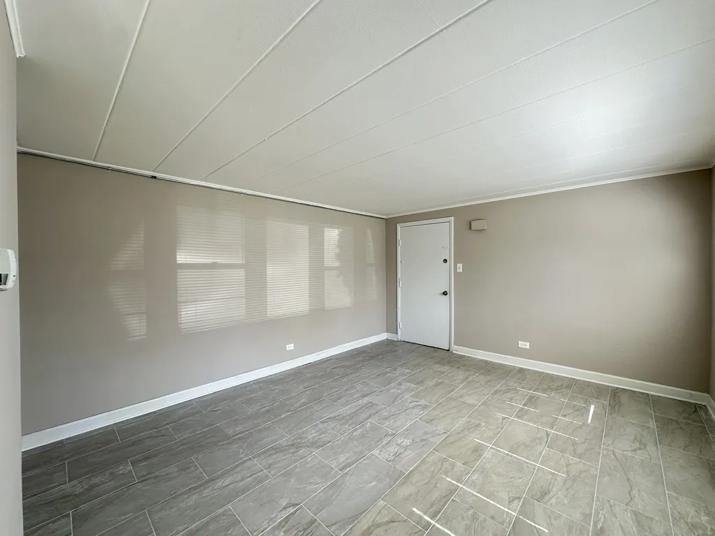 9630 Ivanhoe Ave, Schiller Park, 60176, USA 60176-unit#1-Chicago-IL