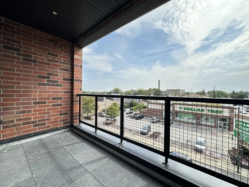 3207 N Narragansett Ave, ,  60634, USA 60634-unit#306-Chicago-IL