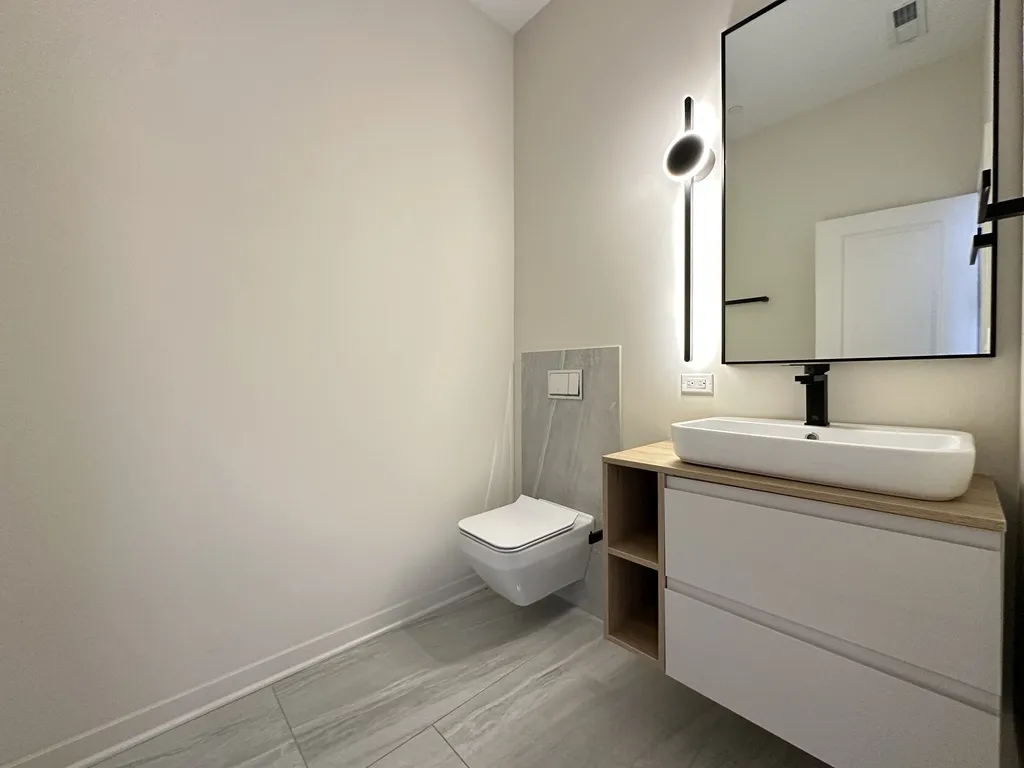 3207 N Narragansett Ave, ,  60634, USA 60634-unit#306-Chicago-IL