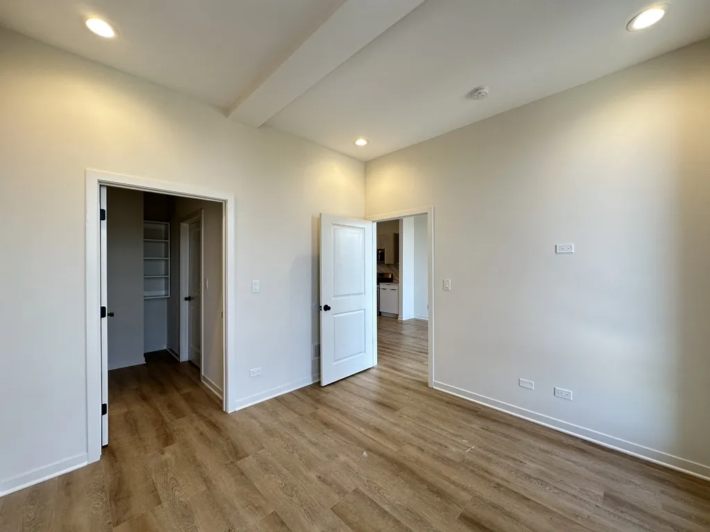 6340 W Belmont Ave, ,  60634, USA 60634-unit#302-Chicago-IL