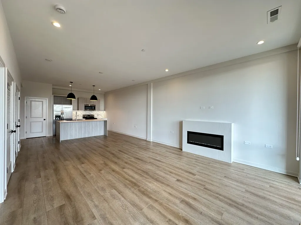 6340 W Belmont Ave, , 60634, USA 60634-unit#307-Chicago-IL