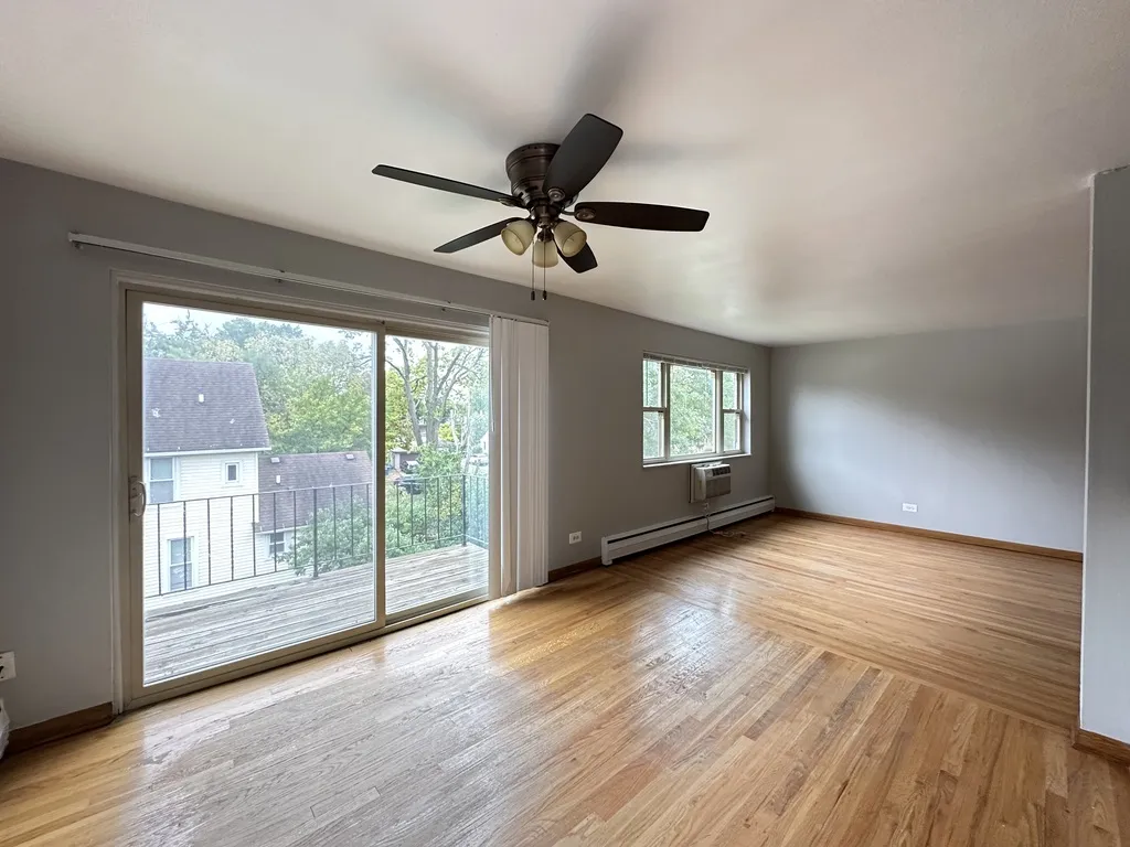 1026 S River Rd, Des Plaines,  60016, USA 60016-unit#3C-Chicago-IL