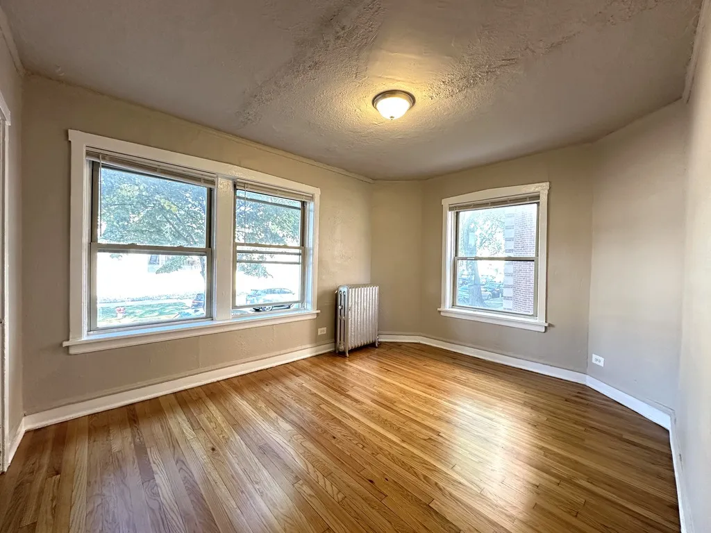 4033 W Melrose St, , 60641, USA 60641-unit#1E-Chicago-IL