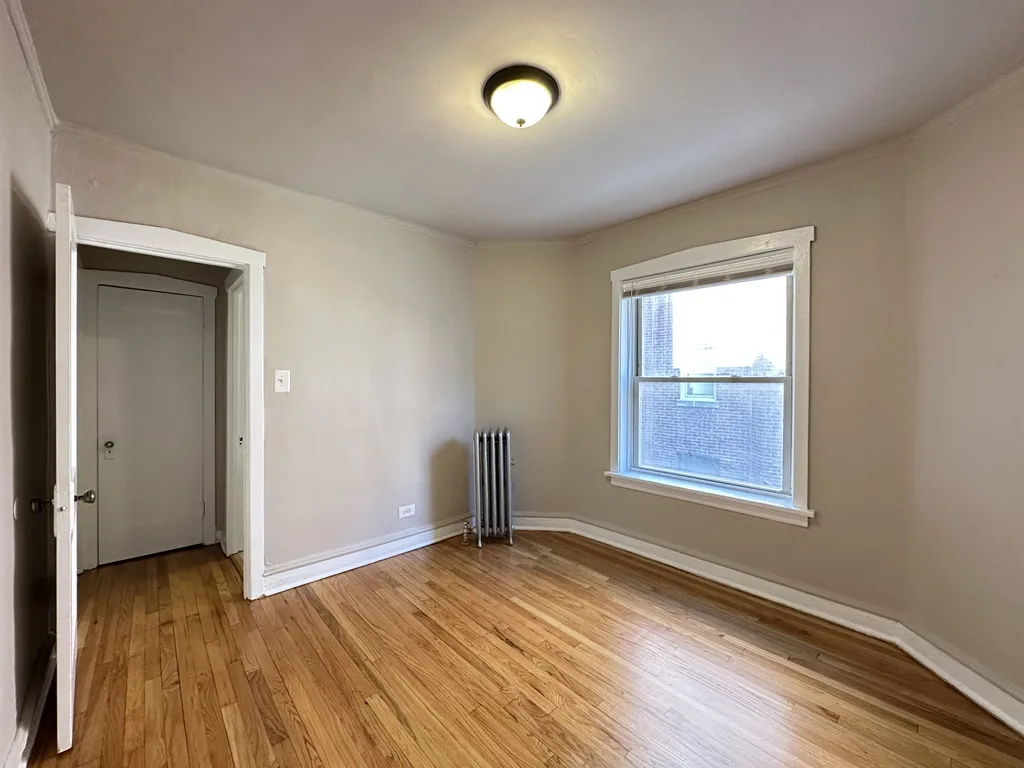 4033 W Melrose St, , 60641, USA 60641-unit#1E-Chicago-IL