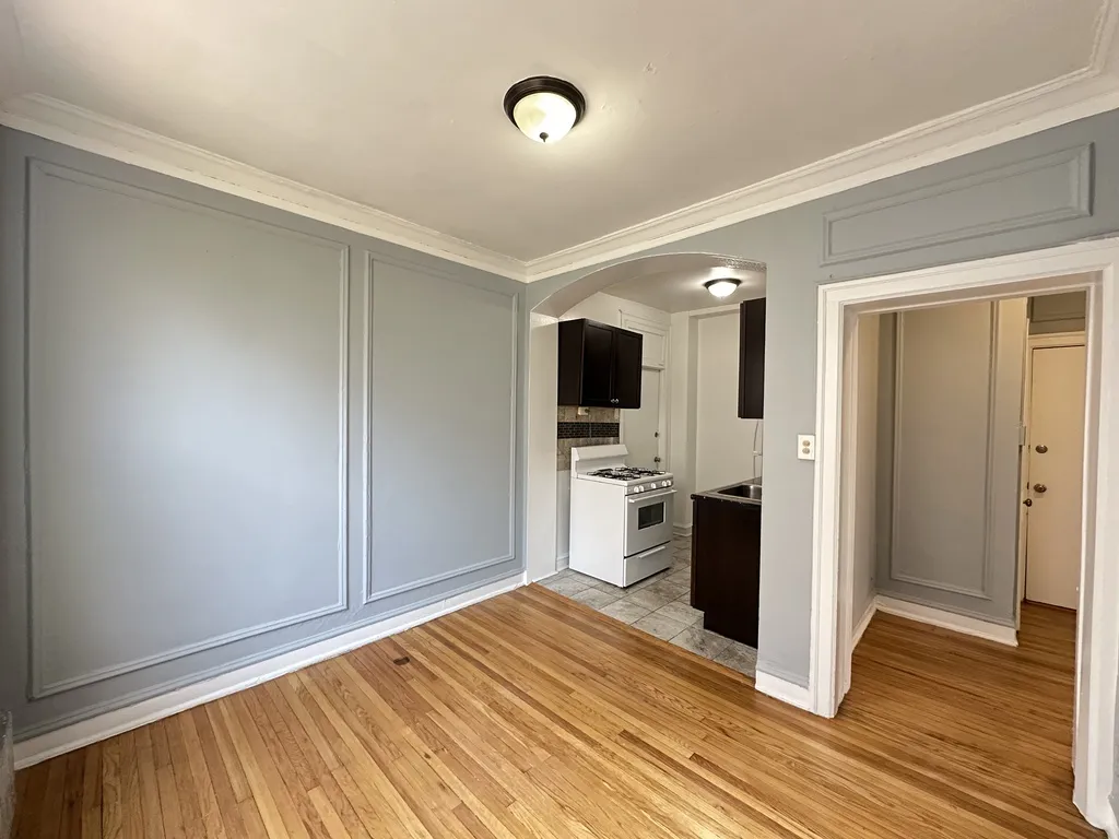 1373 W Estes Ave, ,  60626, USA 60626-unit#1B-Chicago-IL