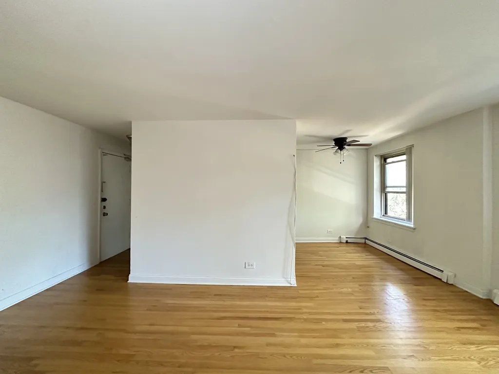 3710 N Pine Grove Ave, , 60613, USA 60613-unit#401-Chicago-IL