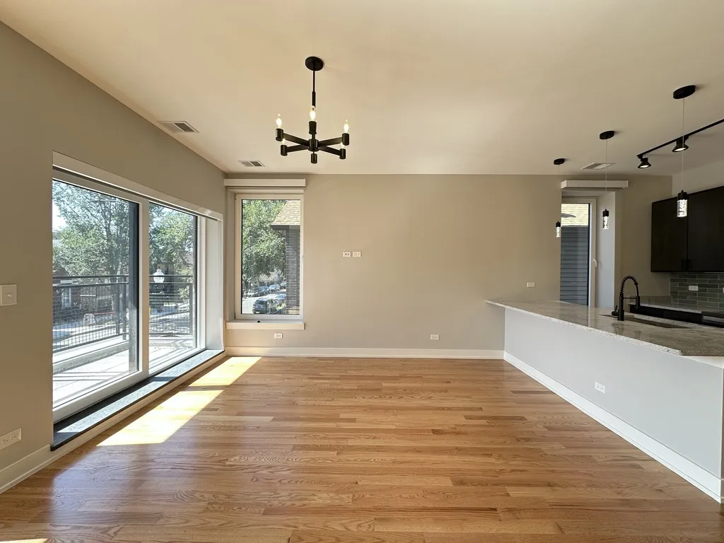 2100 W 18th Pl, ,  60608, USA 60608-unit#202-Chicago-IL