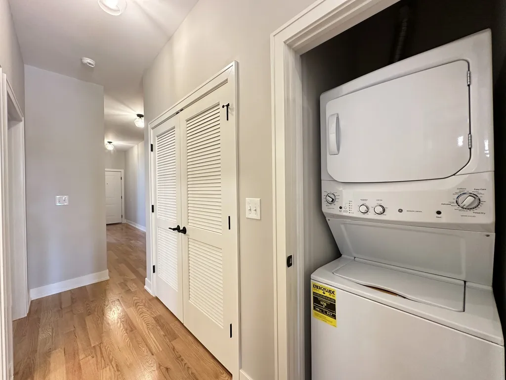 2100 W 18th Pl, ,  60608, USA 60608-unit#202-Chicago-IL