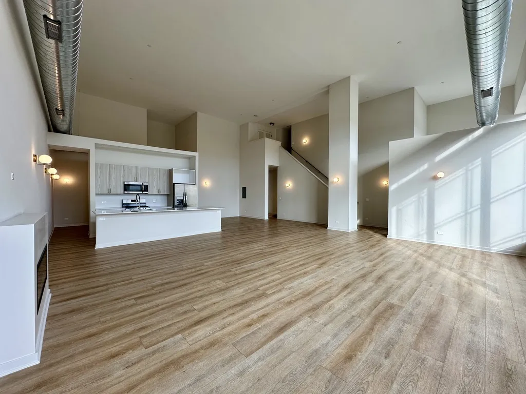 3207 N Narragansett Ave, ,  60634, USA 60634-unit#103-Chicago-IL