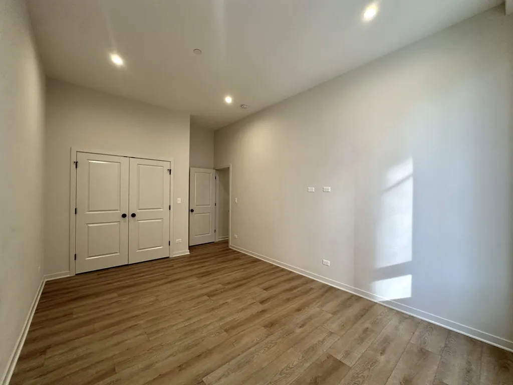 3207 N Narragansett Ave, ,  60634, USA 60634-unit#103-Chicago-IL