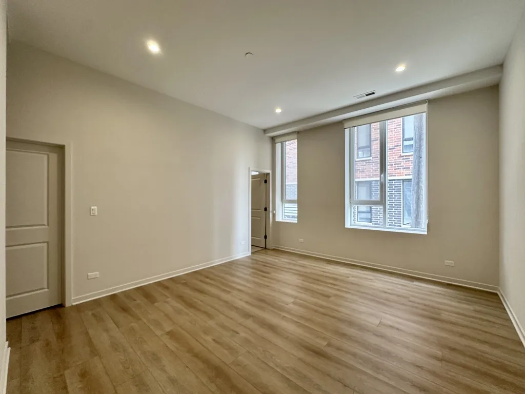 3207 N Narragansett Ave, ,  60634, USA 60634-unit#103-Chicago-IL