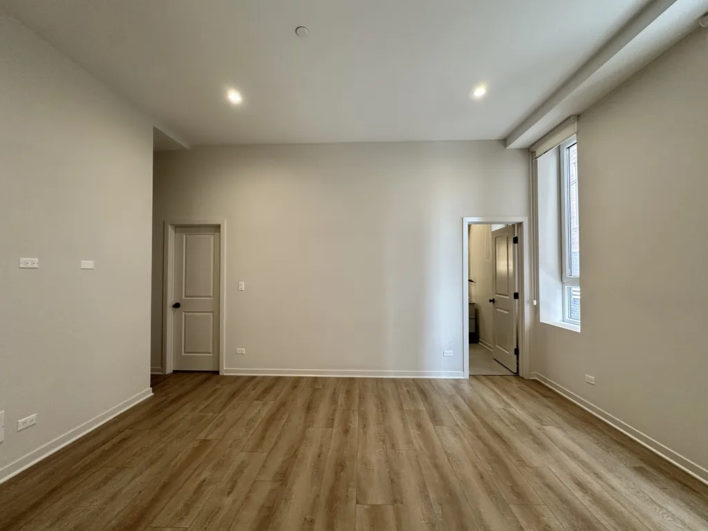 3207 N Narragansett Ave, ,  60634, USA 60634-unit#103-Chicago-IL