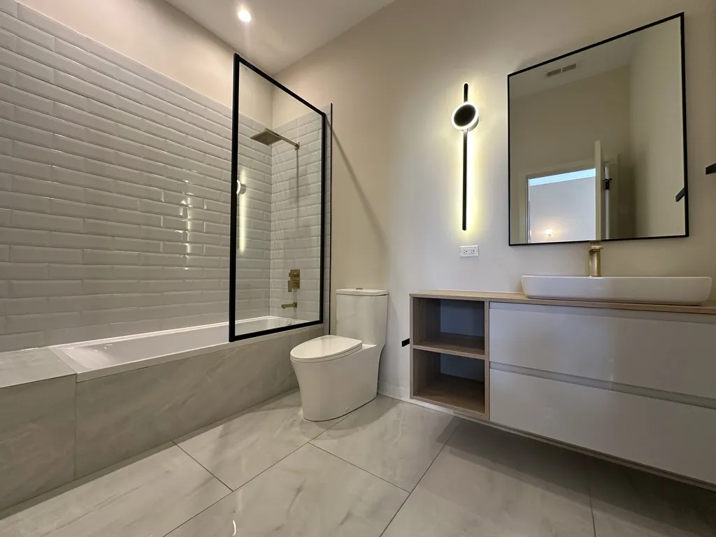 3207 N Narragansett Ave, ,  60634, USA 60634-unit#103-Chicago-IL