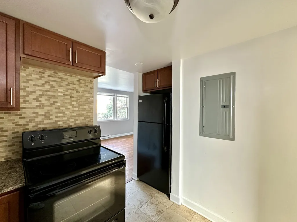 7626 N Milwaukee Ave, Niles, 60714, USA 60714-unit#1A-Chicago-IL