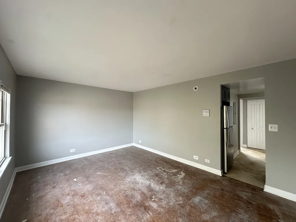 7632 N Milwaukee Ave, Niles,  60714, USA 60714-unit#3A-Chicago-IL