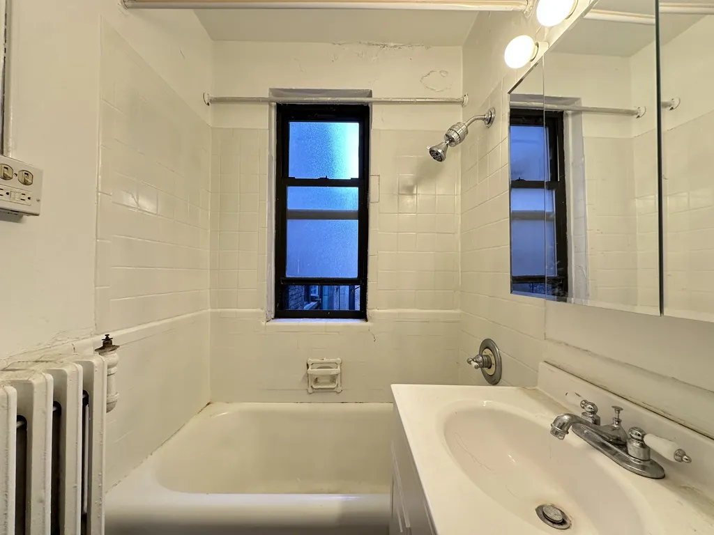 434 W Wellington Ave, , 60657, USA 60657-unit#401-Chicago-IL