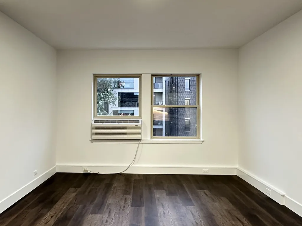 1553 W Hollywood Ave, ,  60660, USA 60660-unit#302-Chicago-IL