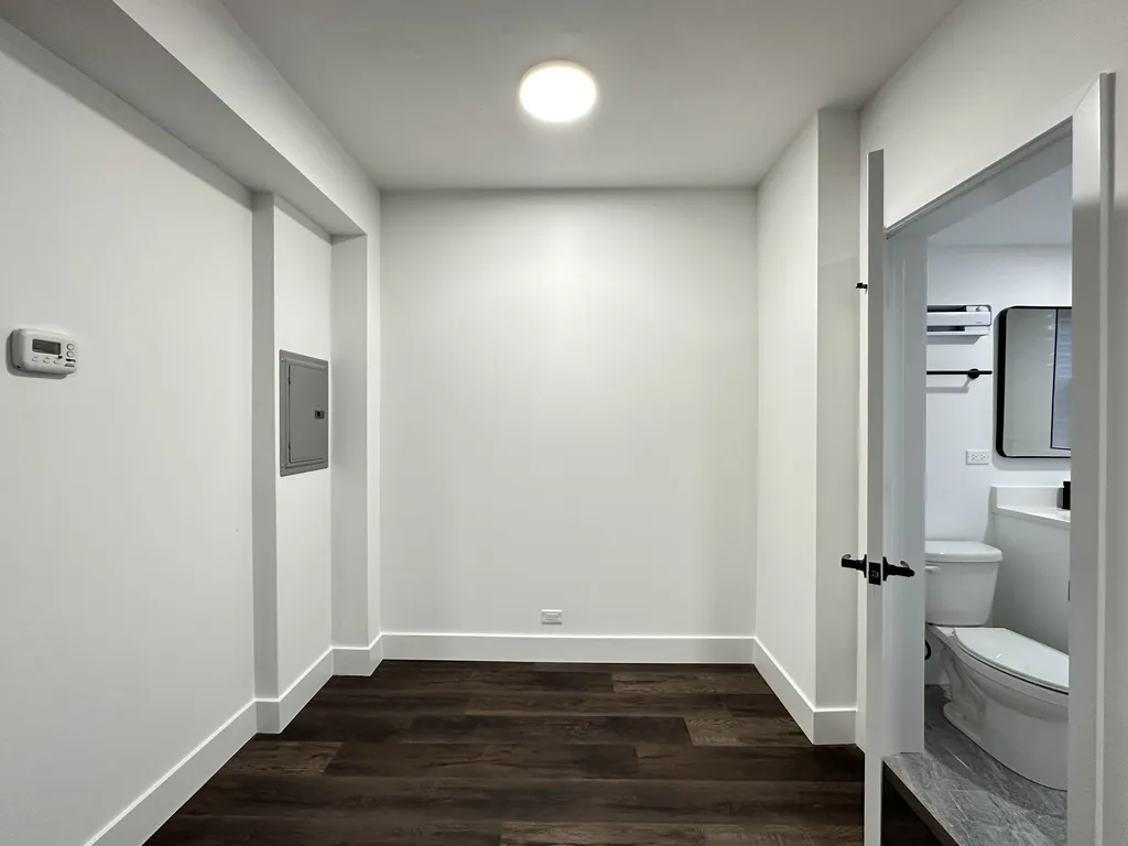 1553 W Hollywood Ave, ,  60660, USA 60660-unit#302-Chicago-IL