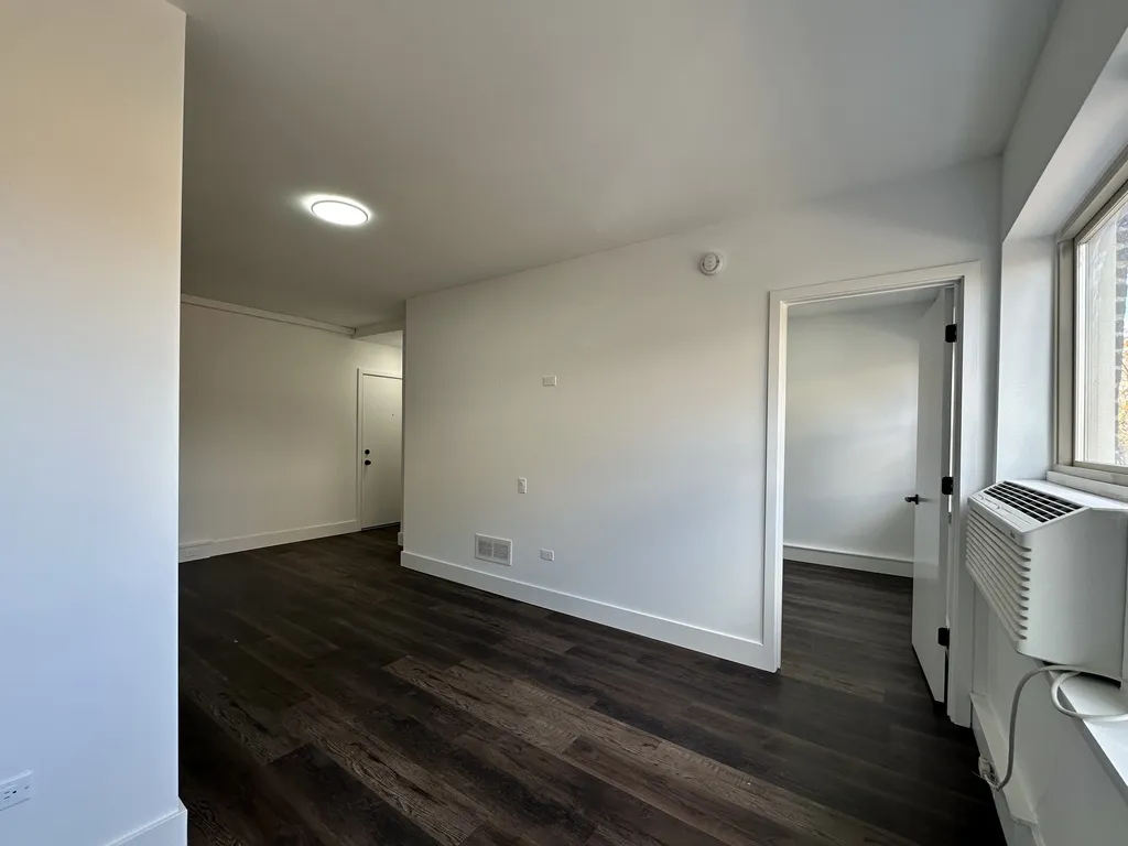 1553 W Hollywood Ave, ,  60660, USA 60660-unit#310-Chicago-IL