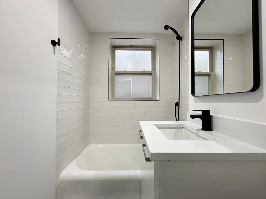 1553 W Hollywood Ave, ,  60660, USA 60660-unit#309-Chicago-IL