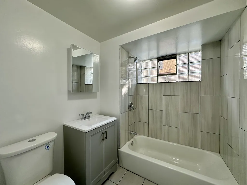 6719 N California Ave, ,  60645, USA 60645-unit#GS-Chicago-IL