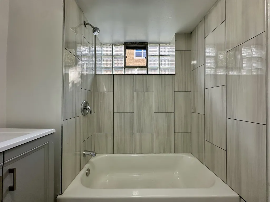 6719 N California Ave, ,  60645, USA 60645-unit#GS-Chicago-IL