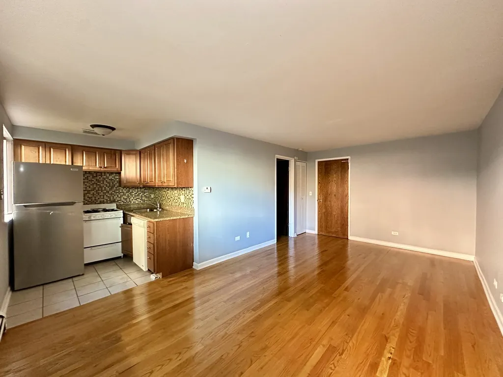 5820 N Sheridan Rd, , 60660, USA 60660-unit#102-Chicago-IL