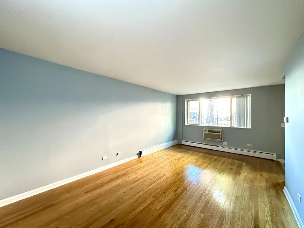 5820 N Sheridan Rd, , 60660, USA 60660-unit#102-Chicago-IL