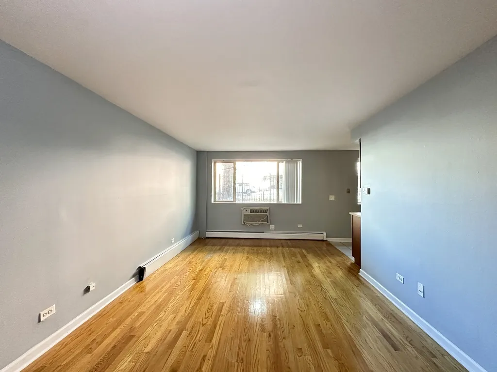 5820 N Sheridan Rd, , 60660, USA 60660-unit#102-Chicago-IL