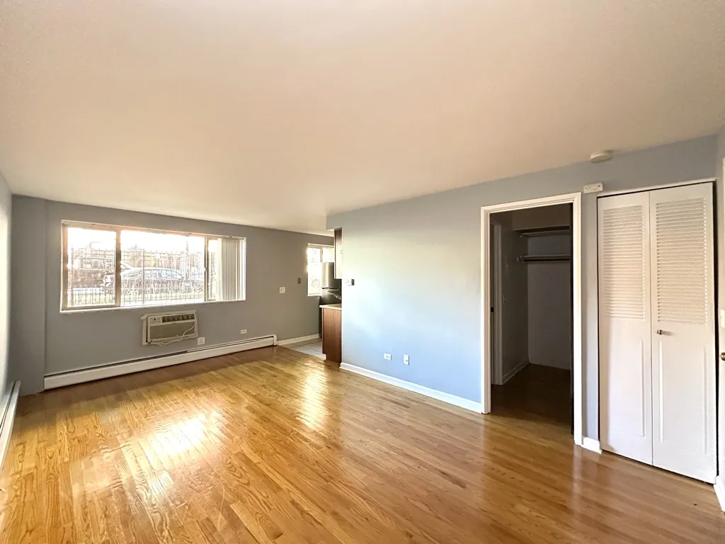 5820 N Sheridan Rd, , 60660, USA 60660-unit#102-Chicago-IL