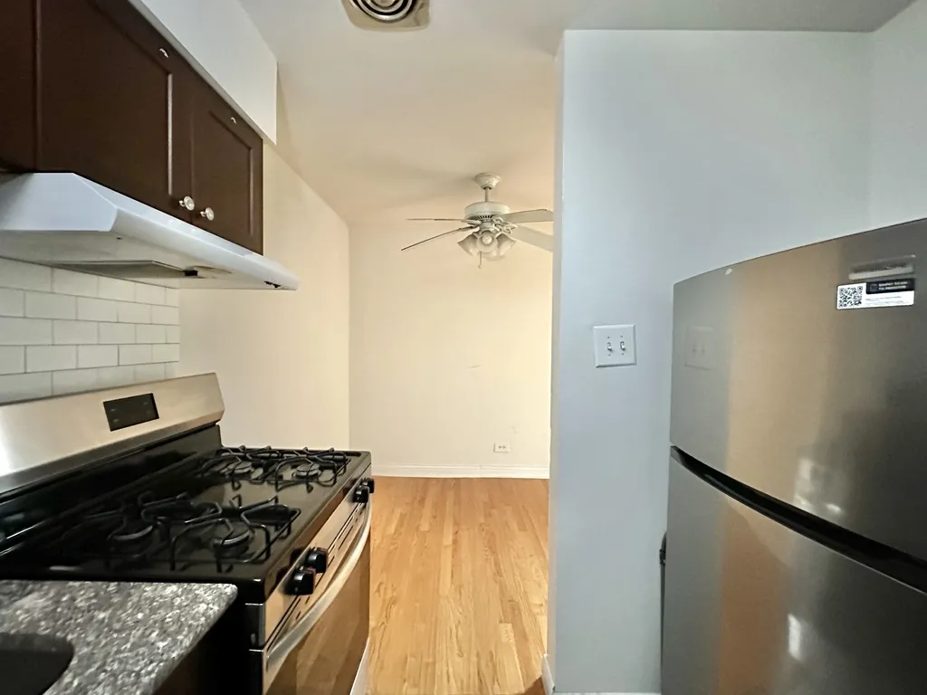 3710 N Pine Grove Ave, , 60613, USA 60613-unit#408-Chicago-IL