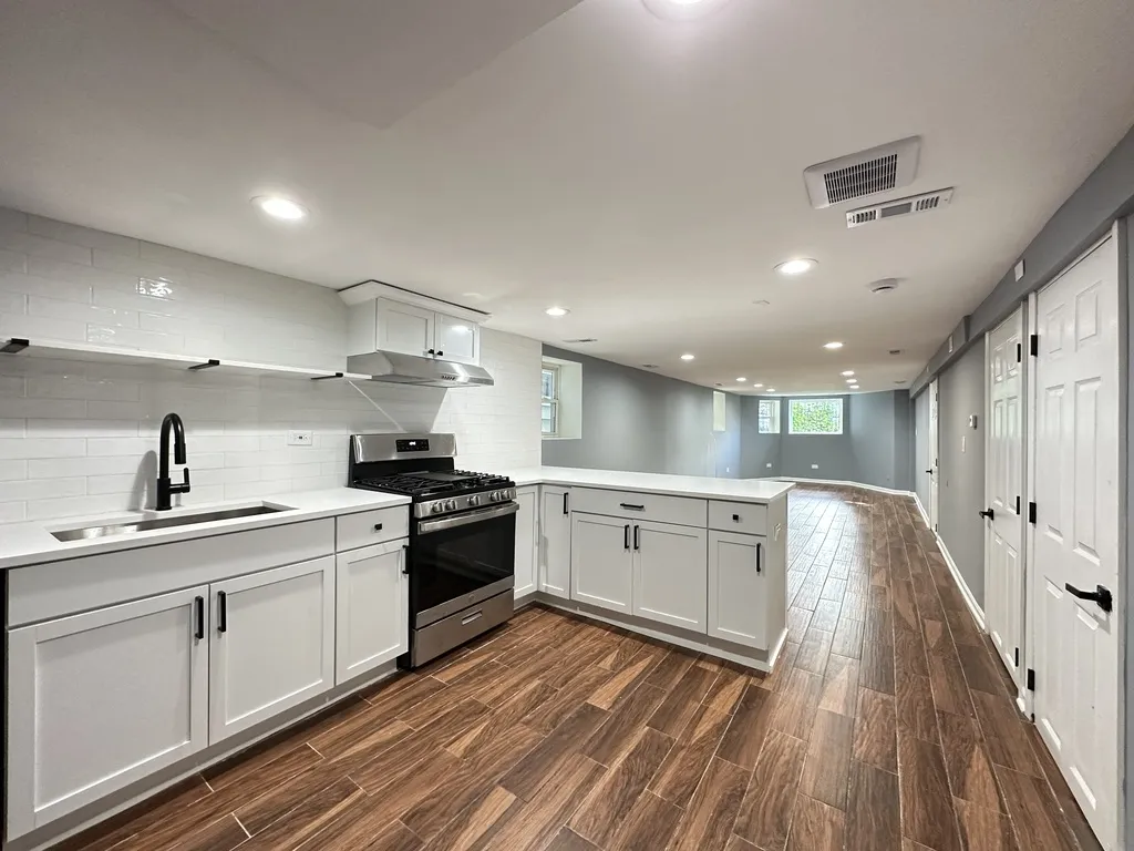 2317 N Keeler Ave, ,  60639, USA 60639-unit#G-Chicago-IL