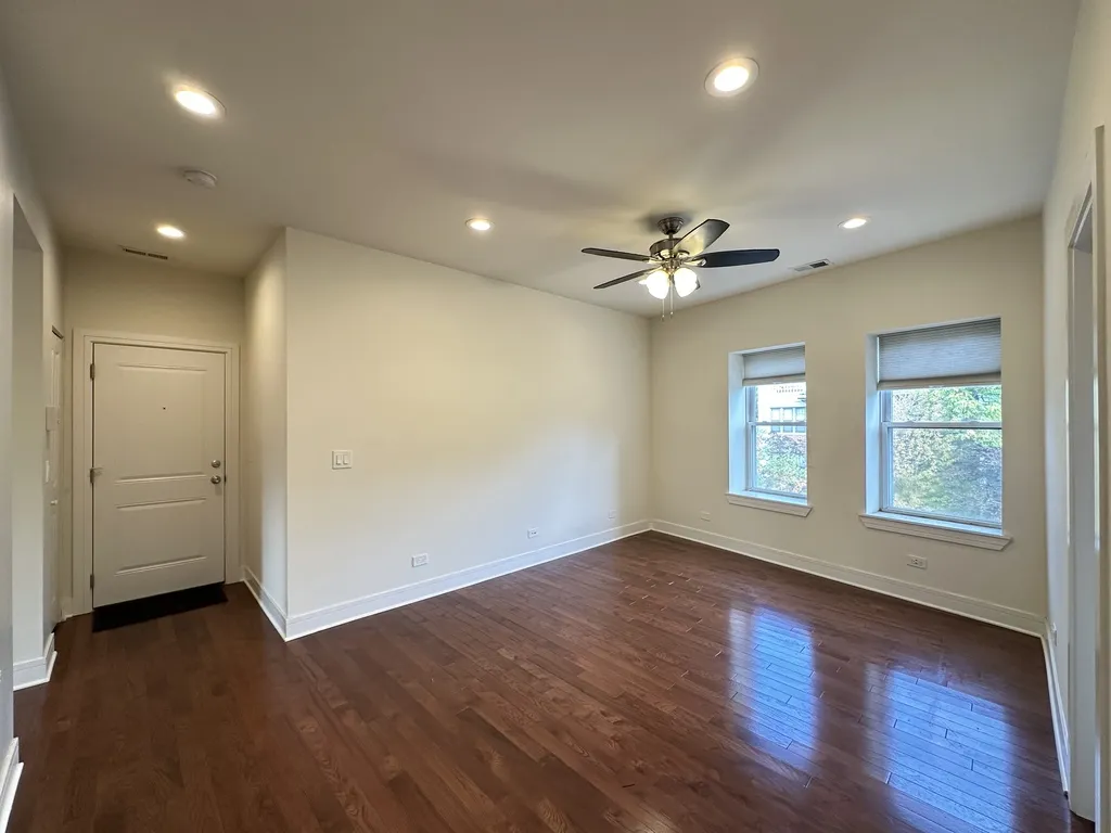 1159 W Lunt Ave, ,  60626, USA 60626-unit#3-Chicago-IL