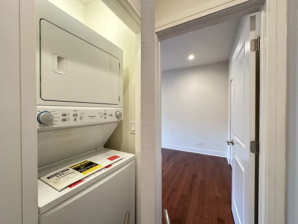 1159 W Lunt Ave, ,  60626, USA 60626-unit#3-Chicago-IL