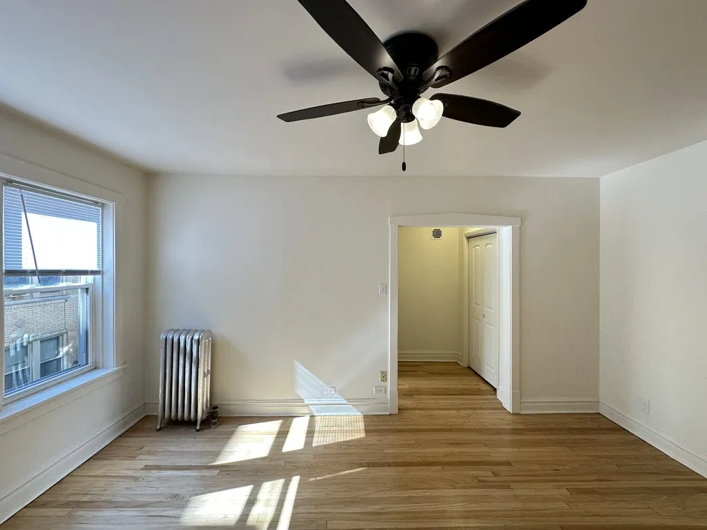 4311 N Francisco Ave, ,  60618, USA 60618-unit#2C-Chicago-IL
