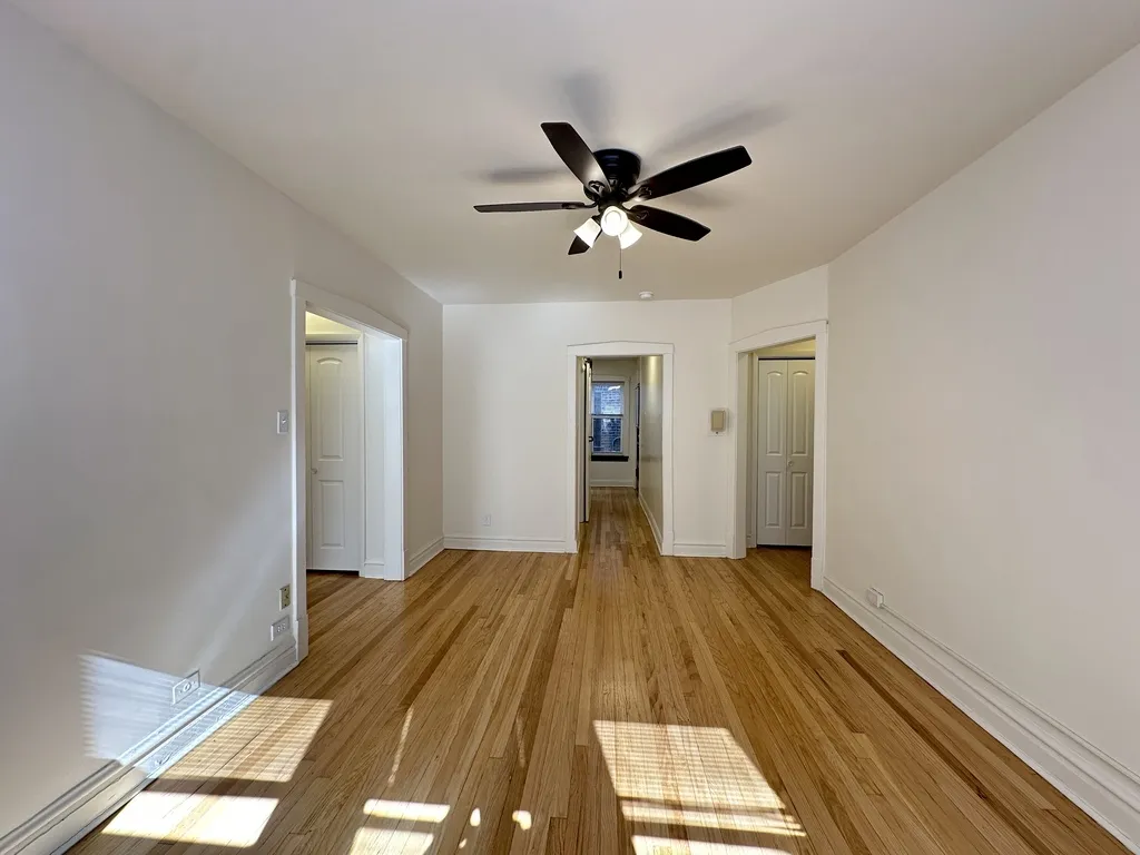 4311 N Francisco Ave, ,  60618, USA 60618-unit#2C-Chicago-IL
